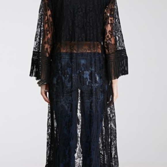 Flower of the Desert Black Lace Duster - Picture 4 of 7